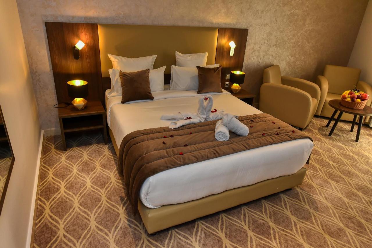 MF Hotel Oran Bir El Djir Exterior foto