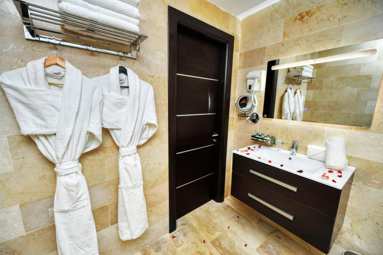 MF Hotel Oran Bir El Djir Exterior foto