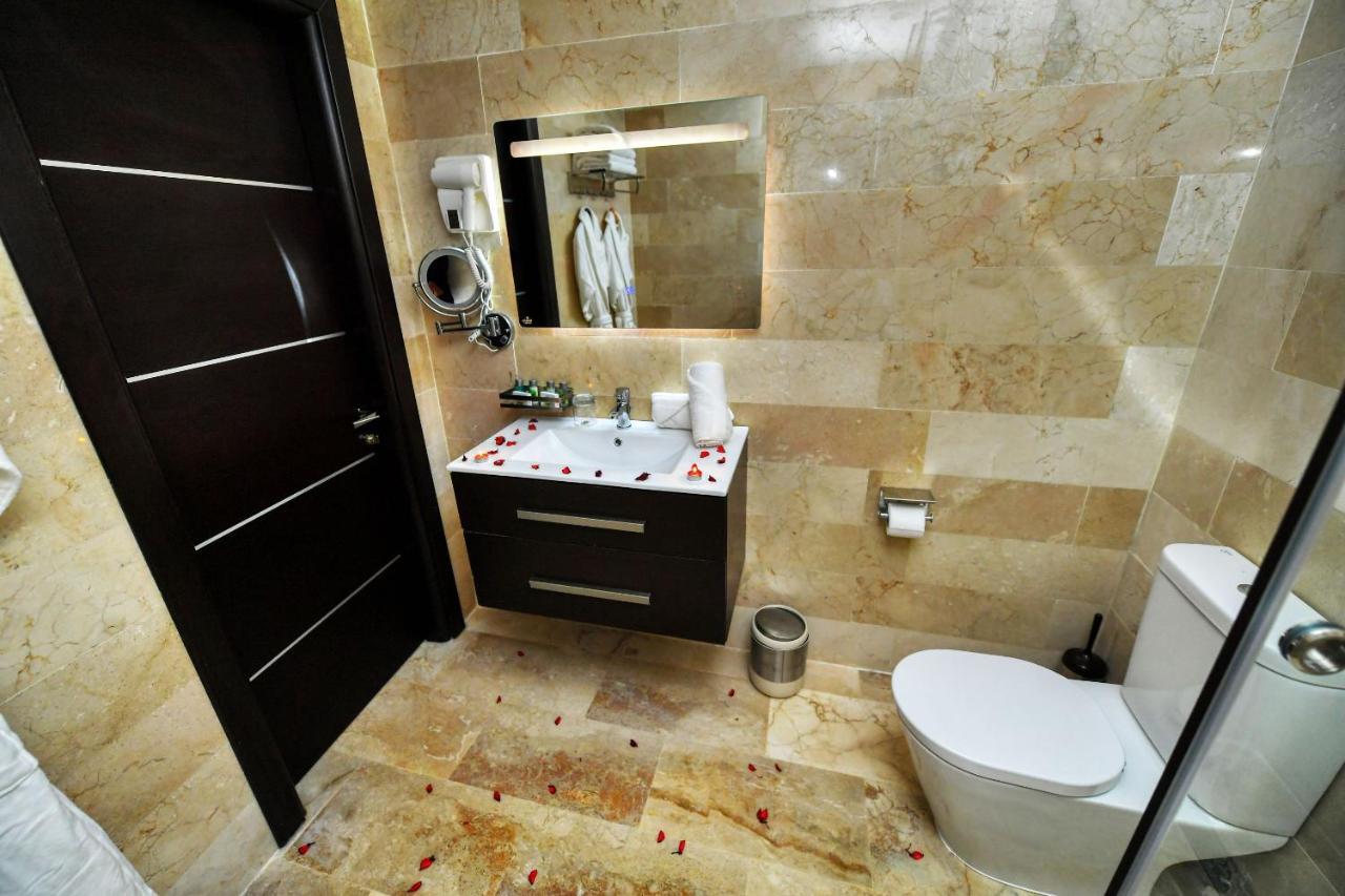 MF Hotel Oran Bir El Djir Exterior foto